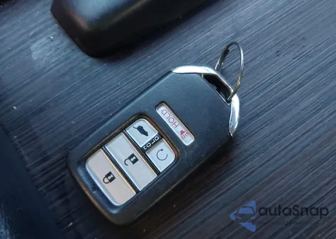 2020 Honda Pilot Awd Black Edition z USA, uszkodzony, nr VIN 5FNYF6H74LB000823